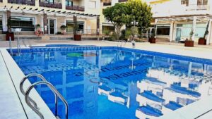 CM_Pool_2